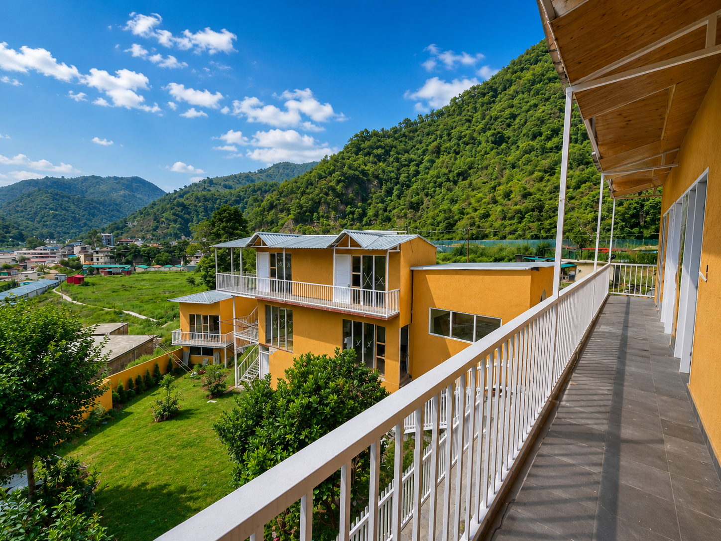 Mountain-view accommodation at Varanyam Resort